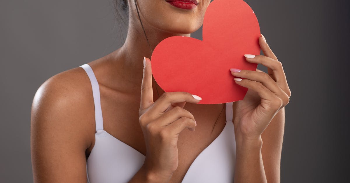 5 Must-Have Sexy Lingerie Items for Your Next Romantic Getaway